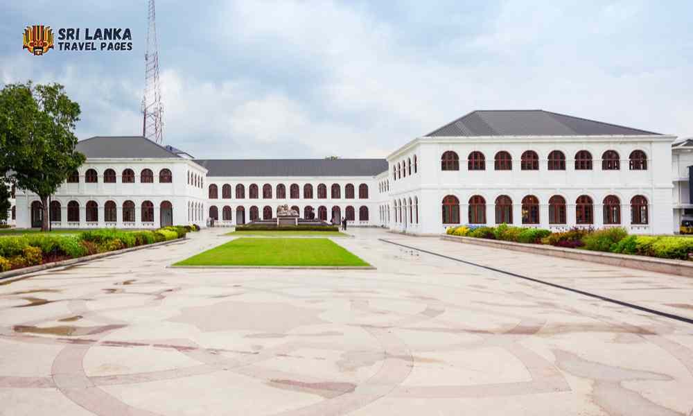 Arcade Piazza Indipendenza – Colombo