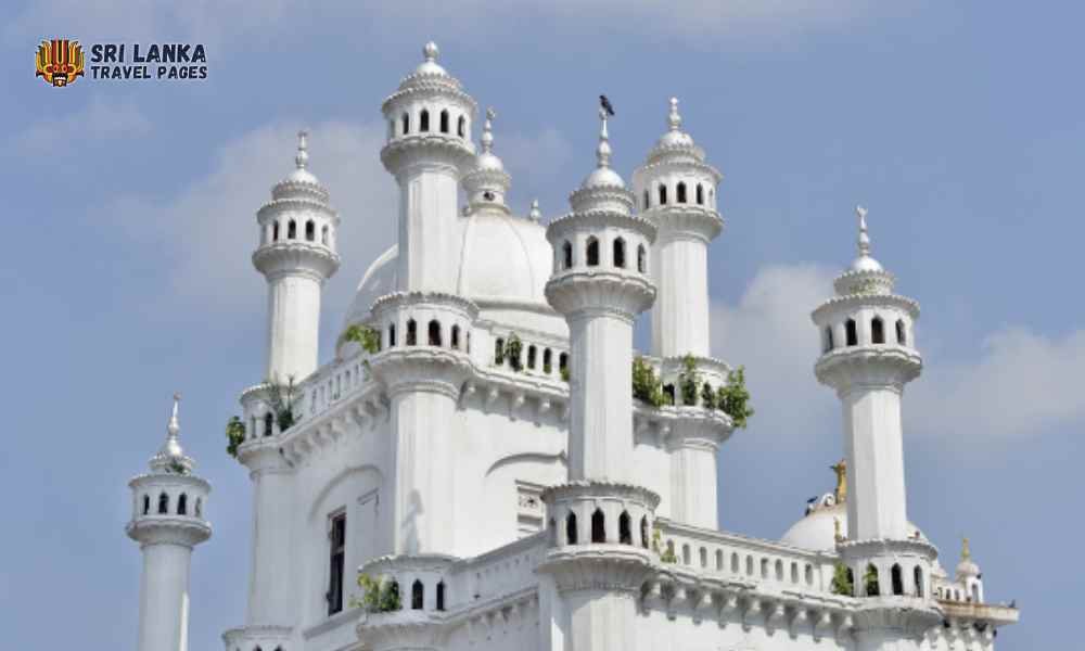 Minareti della Moschea Dewatagaha – Colombo