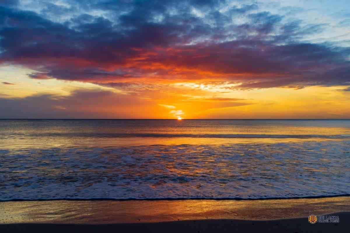 Plage de la ville de Trincomalee