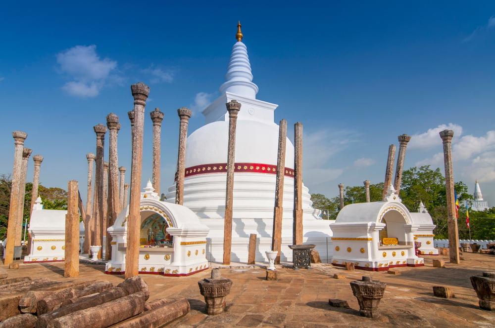 Thuparamaya Dagoba Stupa - Anuadhapura