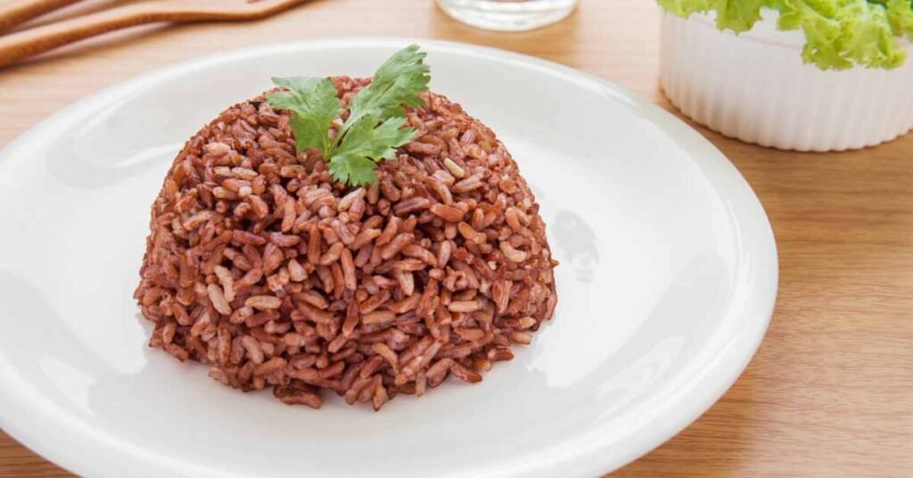 Colombo Mix Rice Explore the Culinary Delights of Sri Lanka: 50 Must-Try Dishes