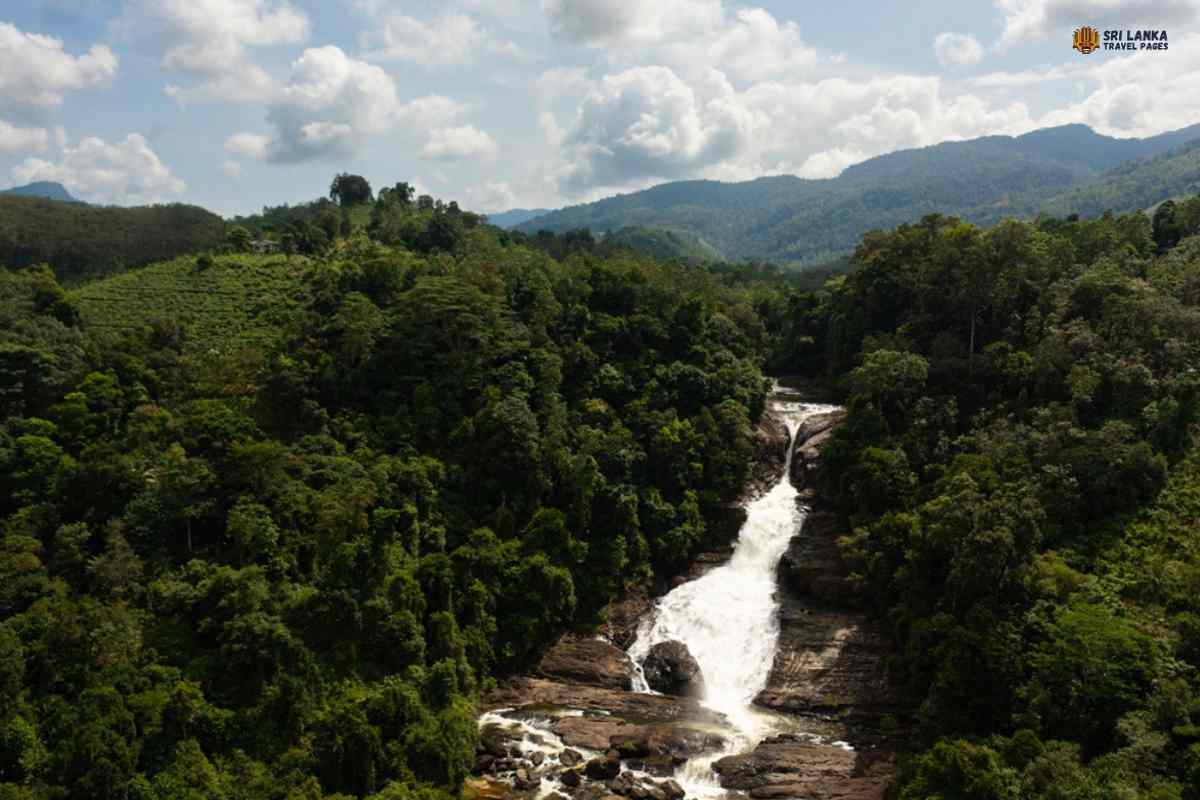 Bopath Ella waterfalls – Kuruvita