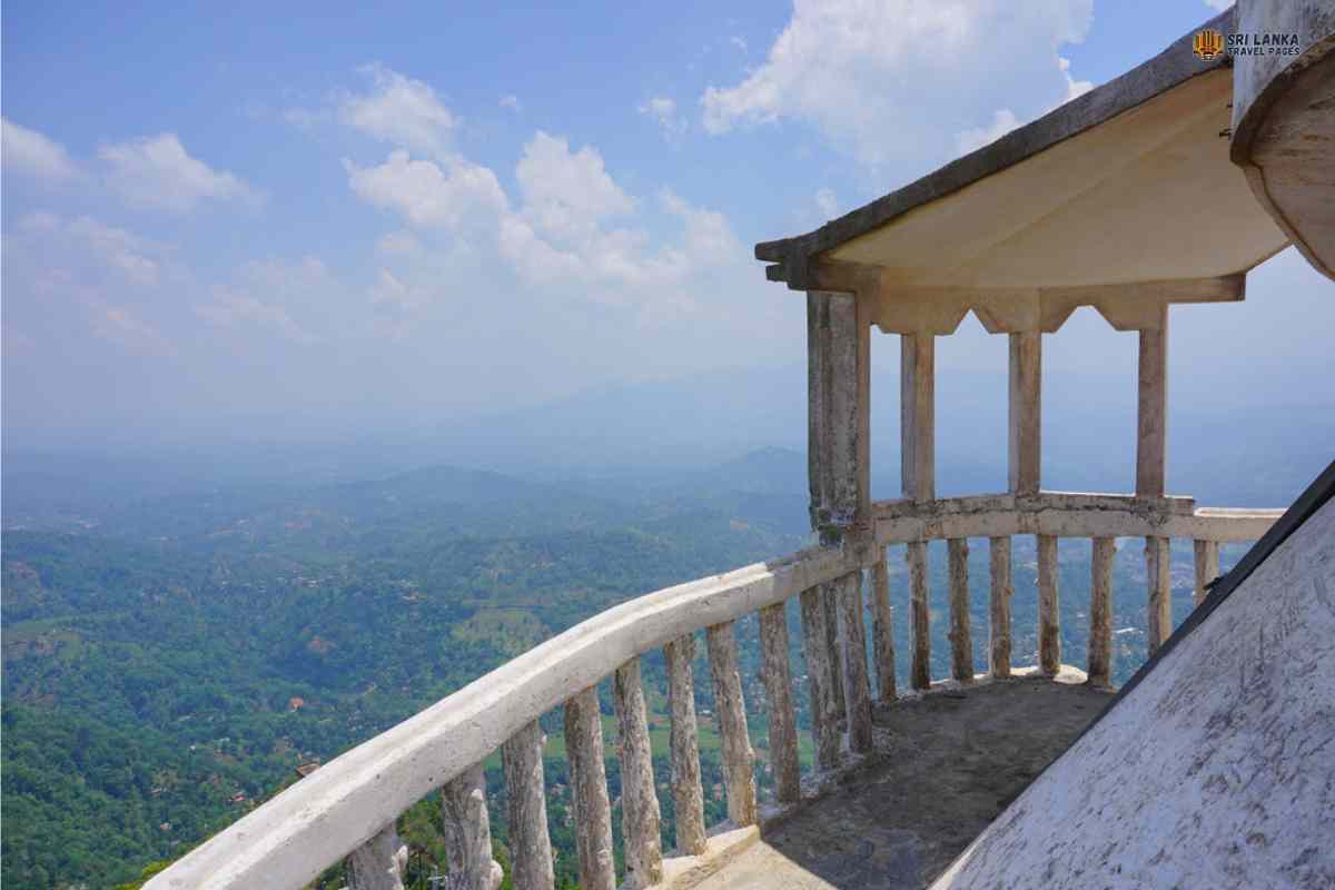 vista desde la torre Ambuluwawa