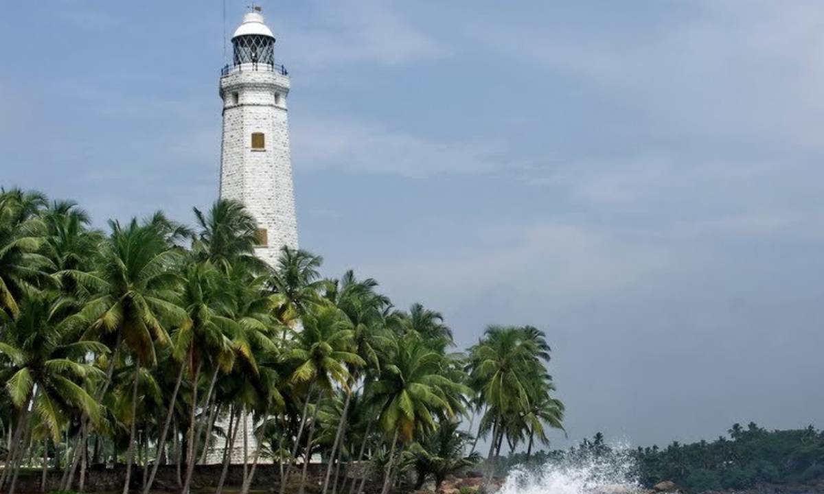 Dondra Surf Point & Lighthouse, Matara