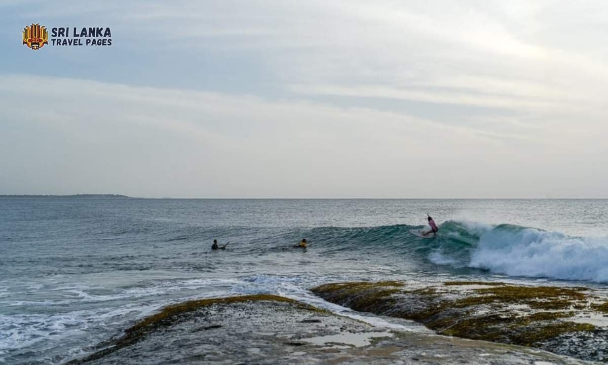 Surf in Okanda